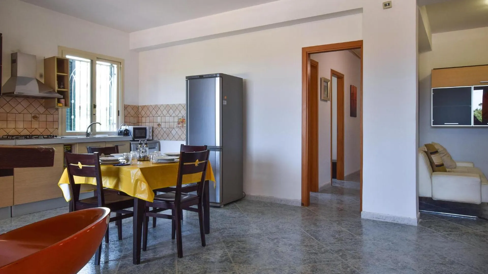 Vakantiehuis Beautiful Home In Trabia With Kitchen