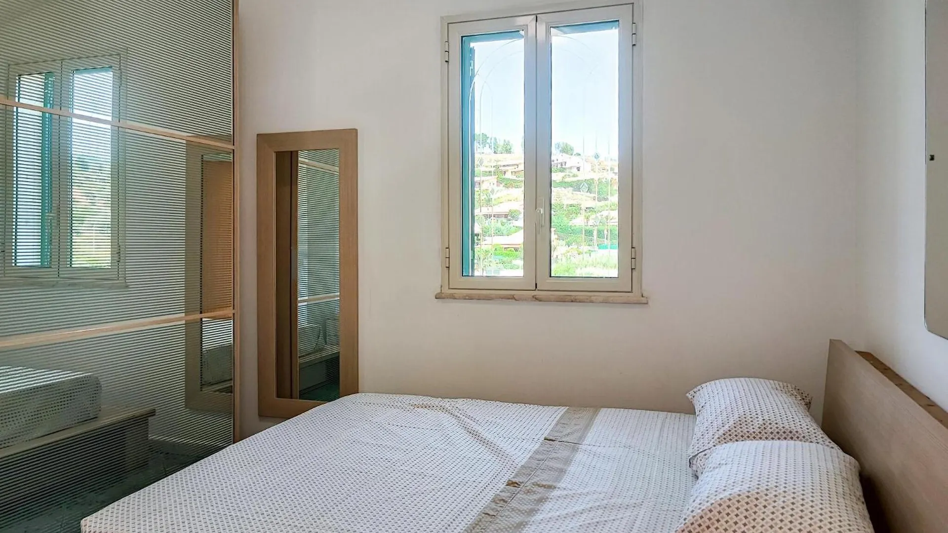 Beautiful Home In Trabia With Kitchen 0*,  Italië