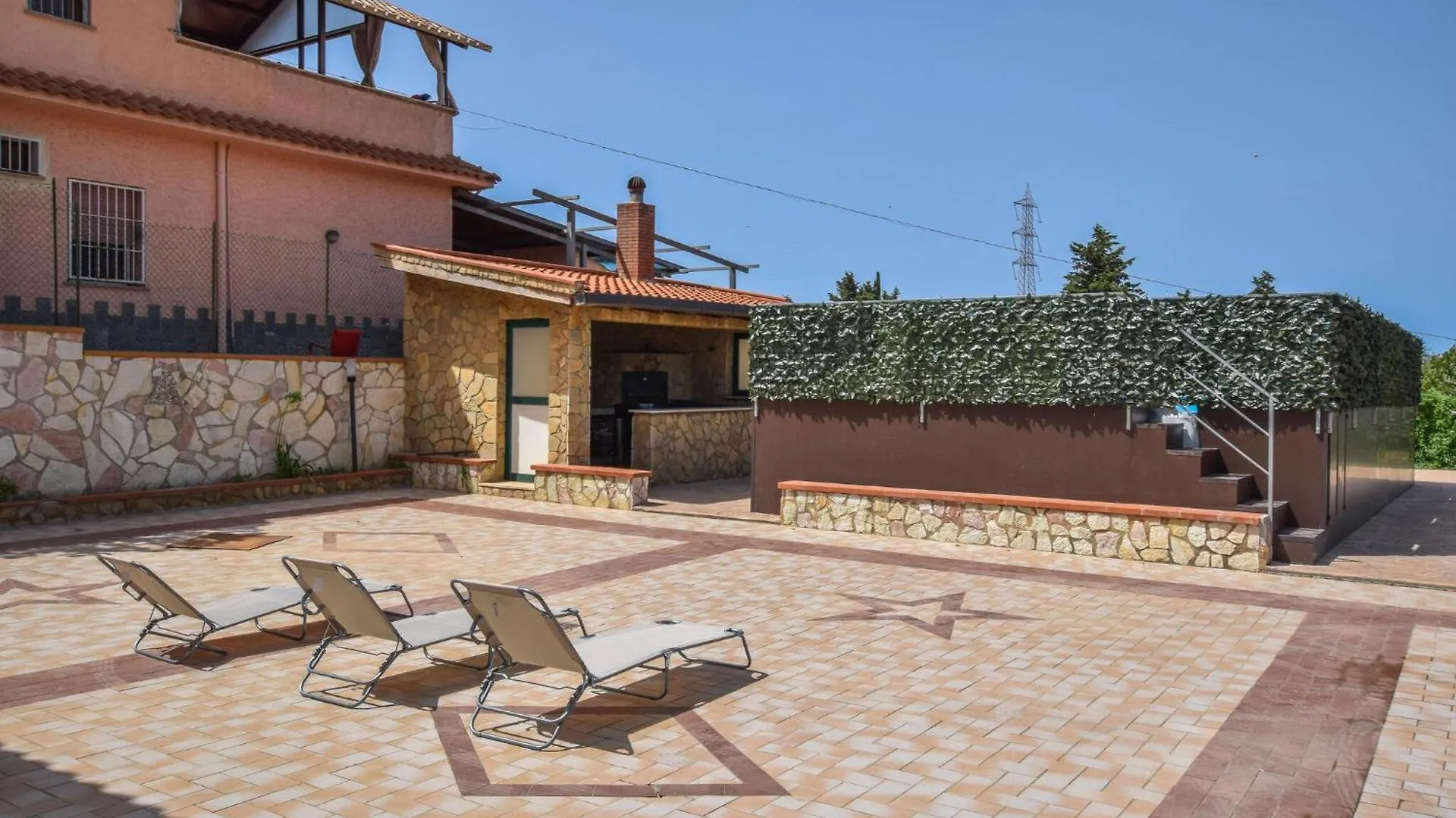 Vakantiehuis Beautiful Home In Trabia With Kitchen